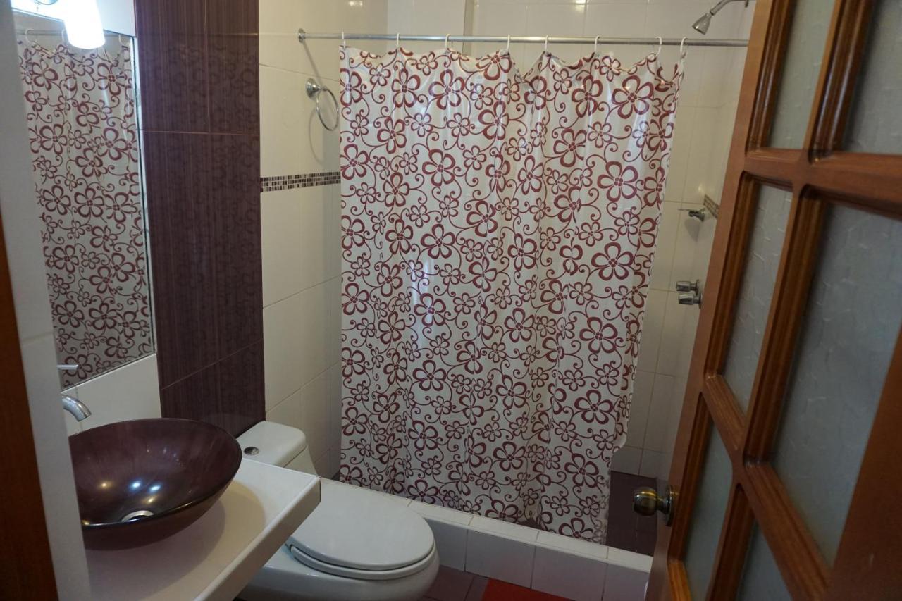 Hostal Camiluz Наска Экстерьер фото